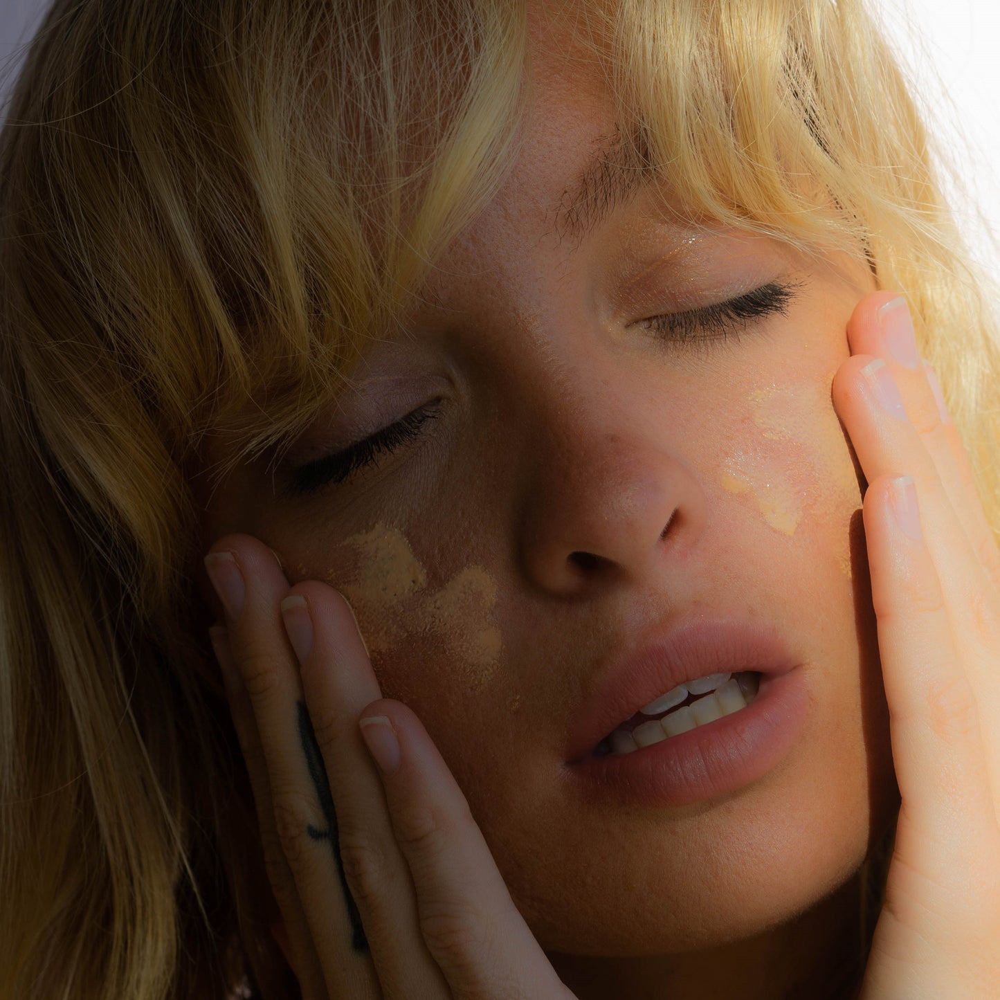 Mineral Sun Serum